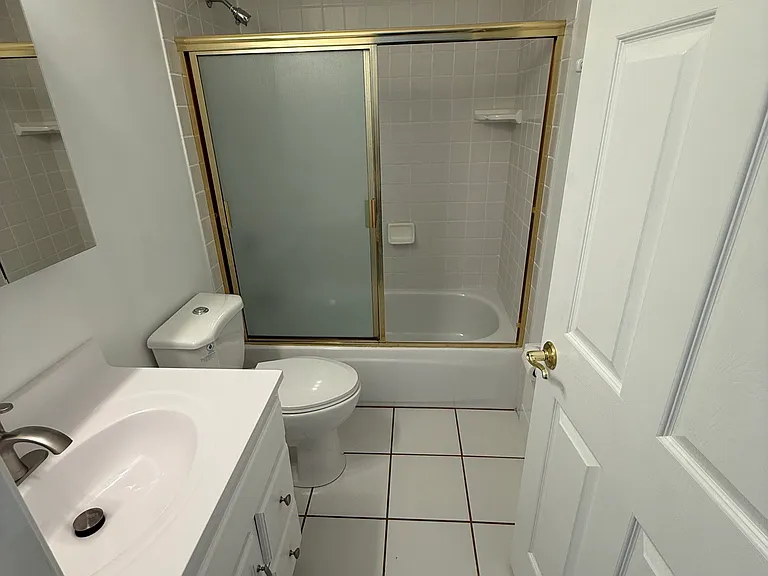 605 Iris Ave #2 — Photo 19