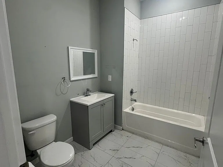 204 Harrison St #102 — Photo 9