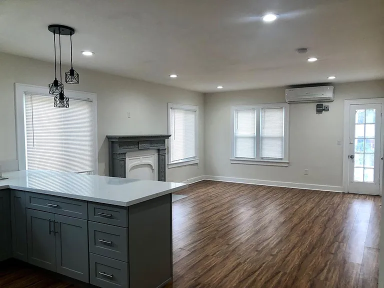 254 S Alexandria Ave #256-1/2-258 — Photo 5