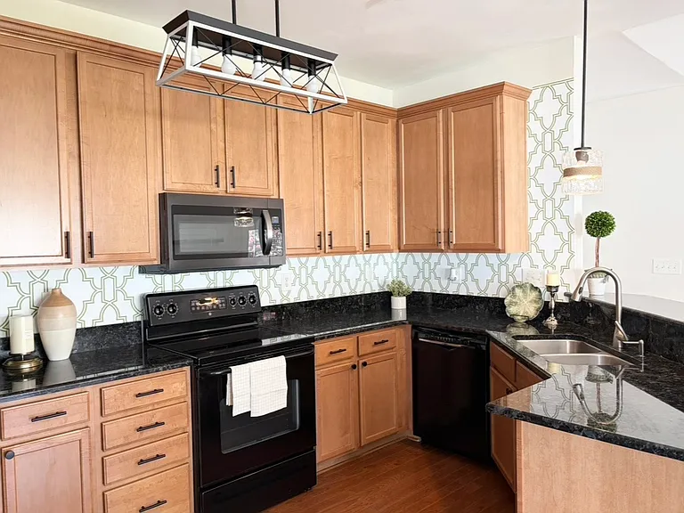 8723 Westwind Point Dr — Photo 12