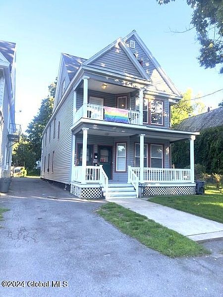 2nd image of 108 Park Place