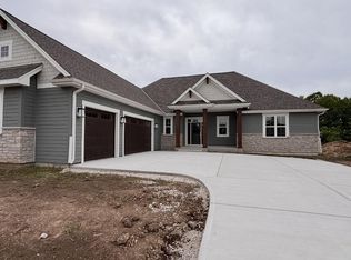 N51W18847 Quietwood DRIVE, Menomonee Falls, WI 53051