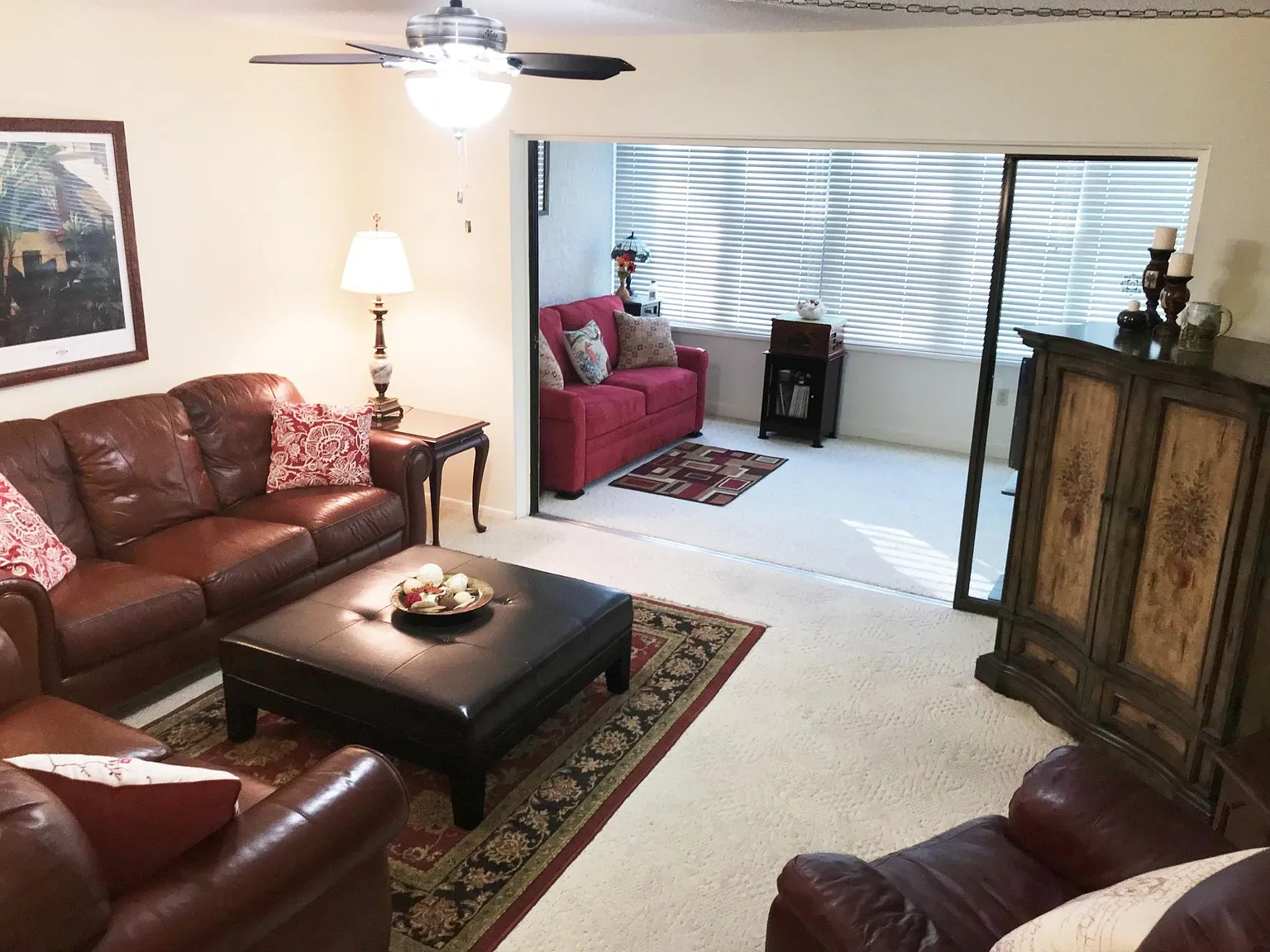 577 Lakeside Dr — Photo 2