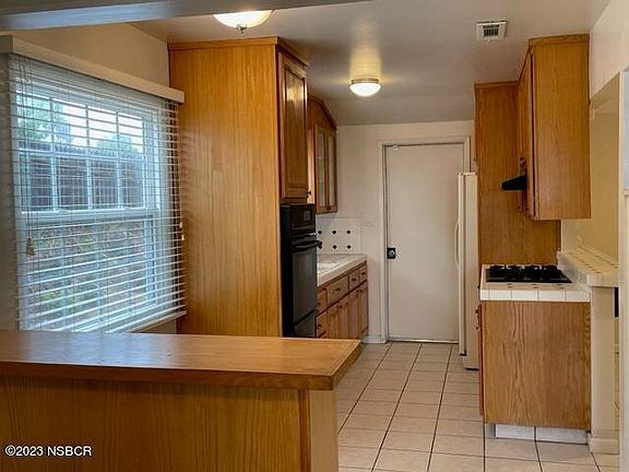 4th image of 849 Sunnyside Ave
