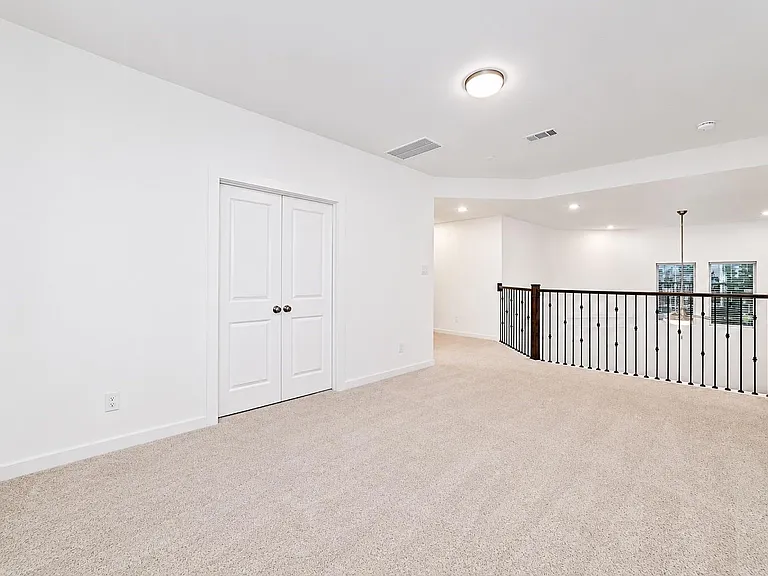 24711 Hibiscus Garden Way — Photo 32