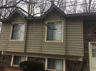 5630 Cross Village Rd, Grand Blanc, MI 48439