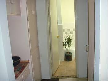 3rd image of 951 N Gardner St Unit 8