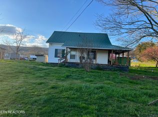 874 Smokey Rd, Rutledge, TN 37861