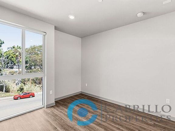 3rd image of 3093 Broadway #302