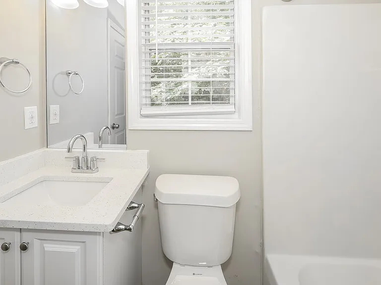 1609 Blossom Dr — Photo 16