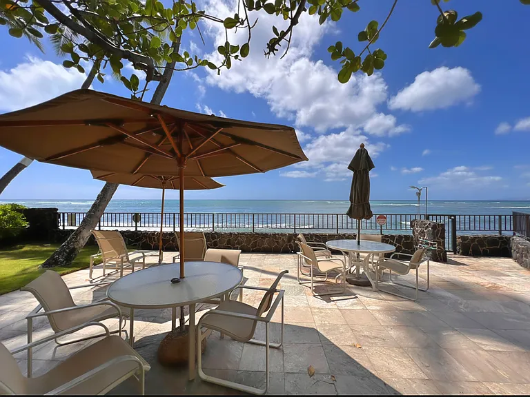 2979 Kalakaua Ave #205 — Photo 24
