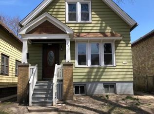 1122 S 18th St, Milwaukee, WI 53204