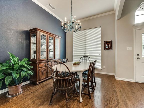 2nd image of 8225 Vine Wood Dr