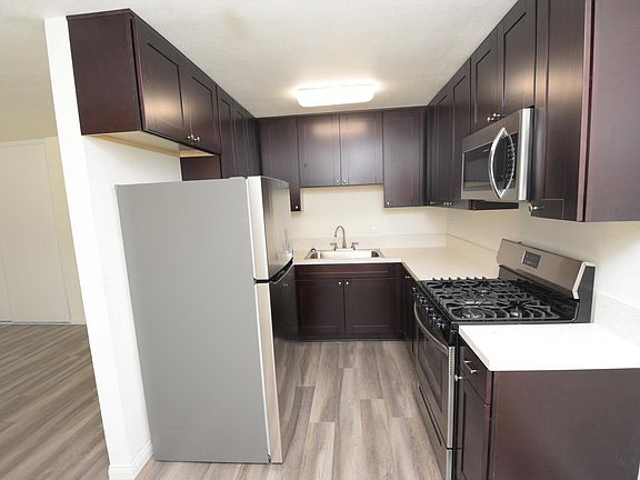 2nd image of 2040 Prospect St APT 3