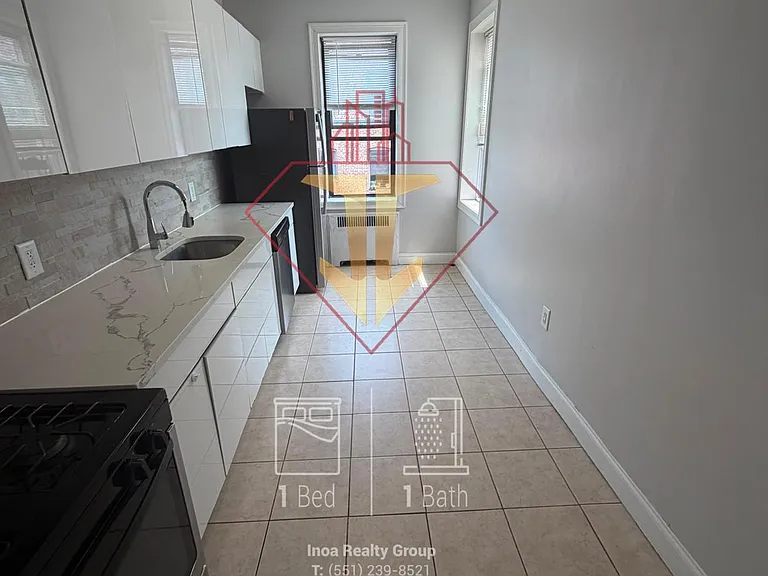 90-92 Highland Ave #305 — Photo 3