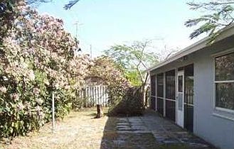 2nd image of 923 Julia Heights Dr