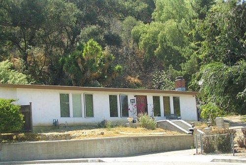 1st image of 1001 Cadway St