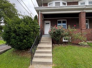 70 S Mount Vernon St, Pottstown, PA 19464