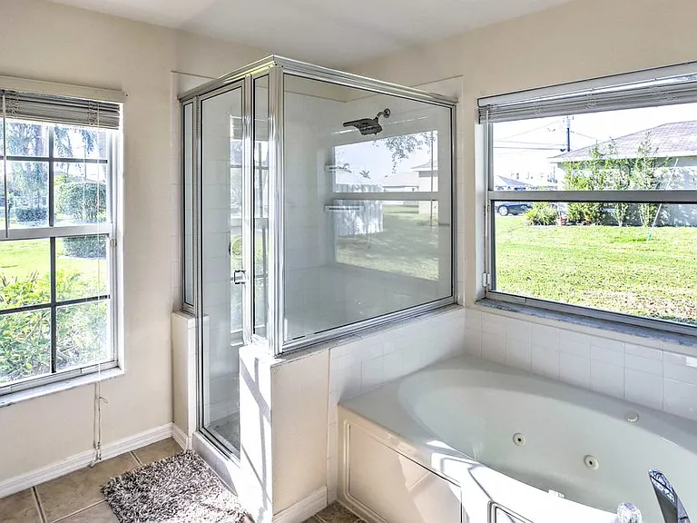 3223 SE Santa Barbara Pl #4 — Photo 16