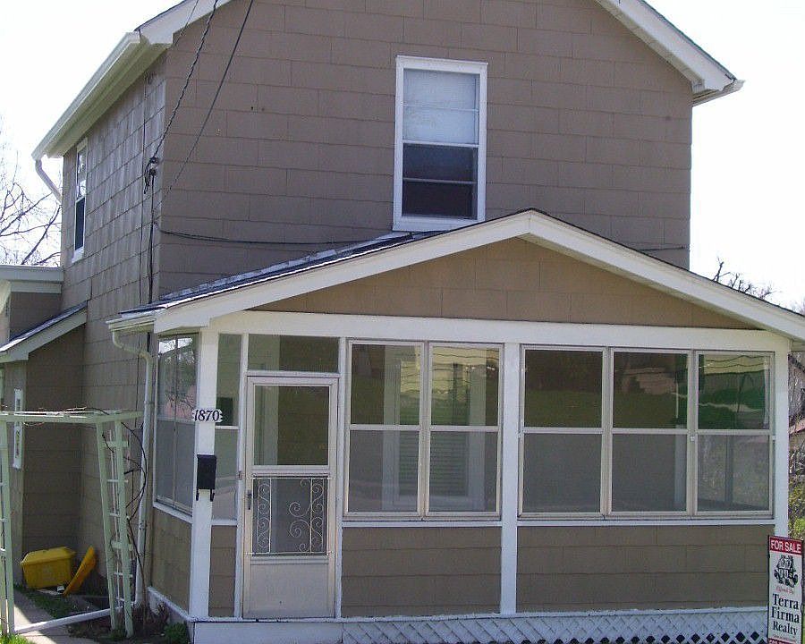 Fresh paint on the exterior