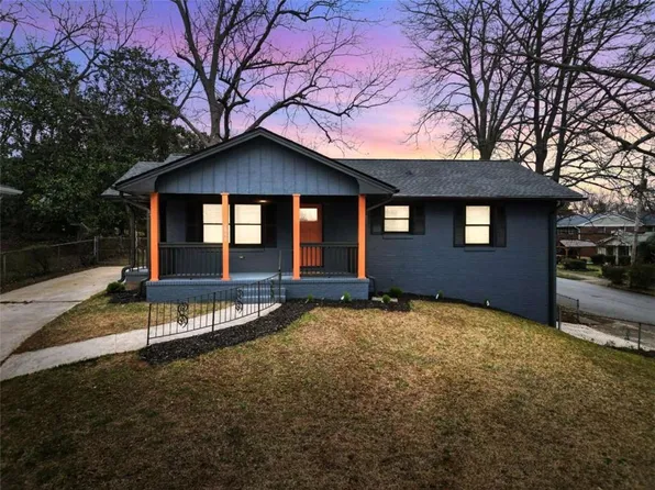 2940 Harris St, East Pt, GA 30344