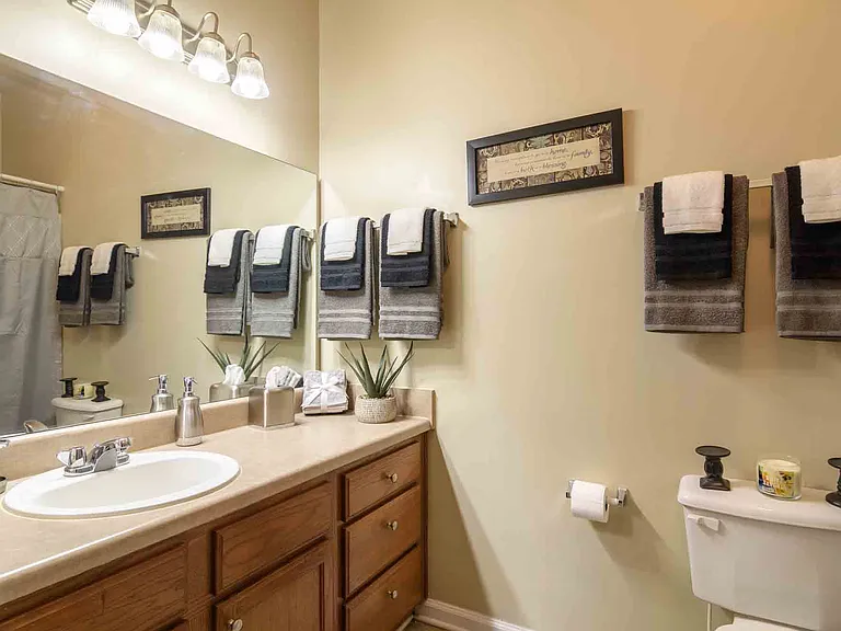 Princeton Court Senior Residences — Photo 7