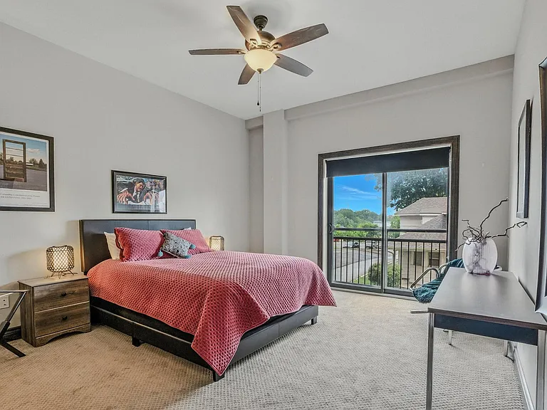 1200 E Walnut St #202 — Photo 7