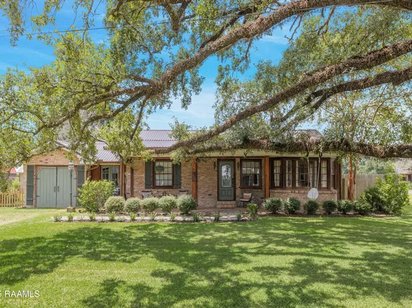 1017 Solomon St, Breaux Bridge, LA 70517