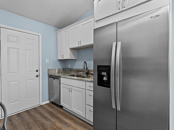 3rd image of 1444 Sangaree Cir