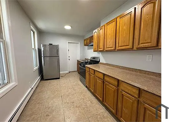 140 Johnson Ave #1 — Photo 2