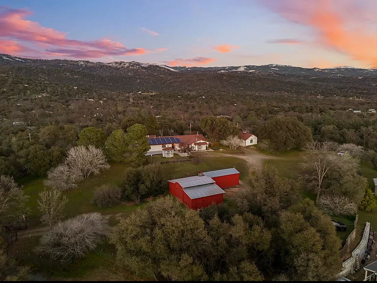 44800 Ahwahnee Acres Rd — Photo 4