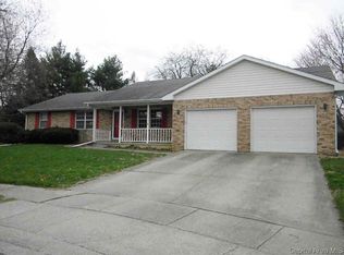 11 Shiloh Dr, Jacksonville, IL 62650