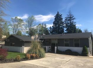 2916 Winter Nell Cir, Medford, OR