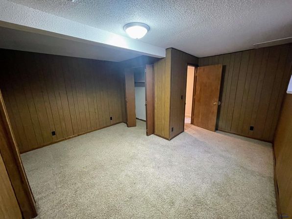 rapid-city-south-dakota-2055531309 picture