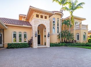 3856 Isla Del Sol Way, Naples, FL 34114