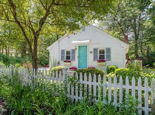 62 Sycamore Rd, Wayland, MA 01778