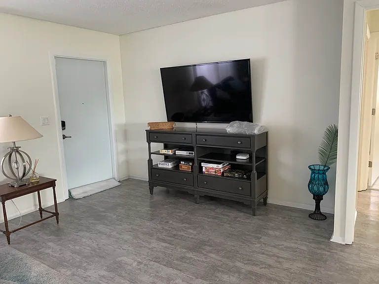 1087 W Baffin Dr — Photo 8