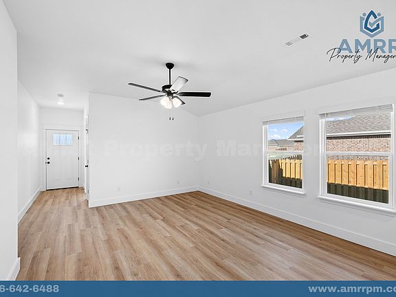 5th image of 1805 Edwards St