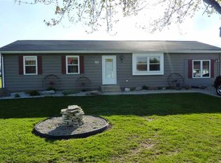 1162 Appletree Ln, Rochester, IN 46975