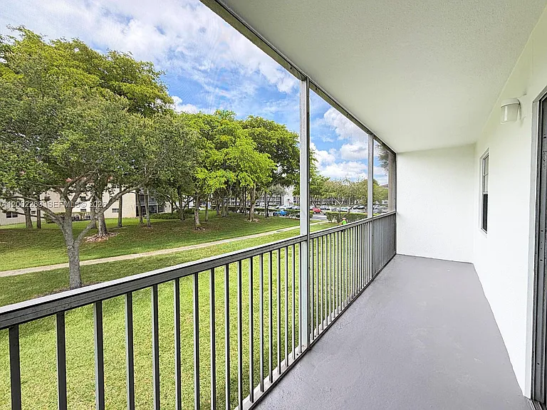 251 SW 134th Way #210M — Photo 15