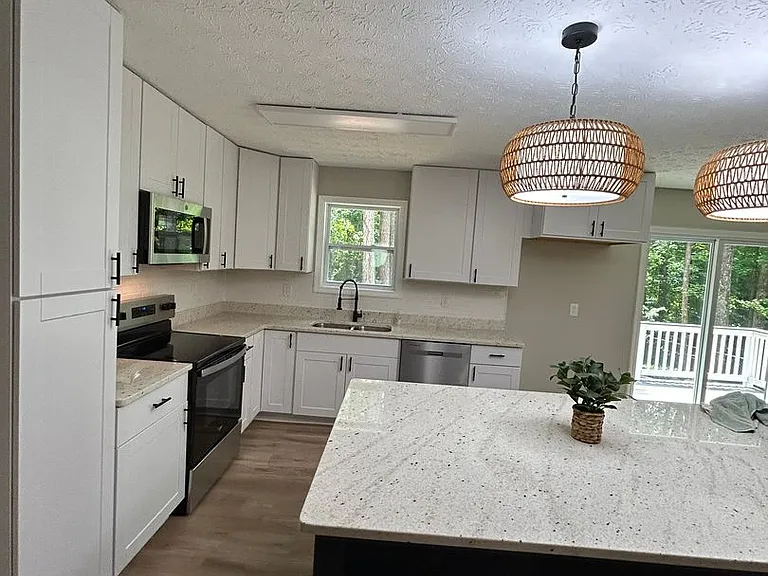 1443 Daniel Rd — Photo 4