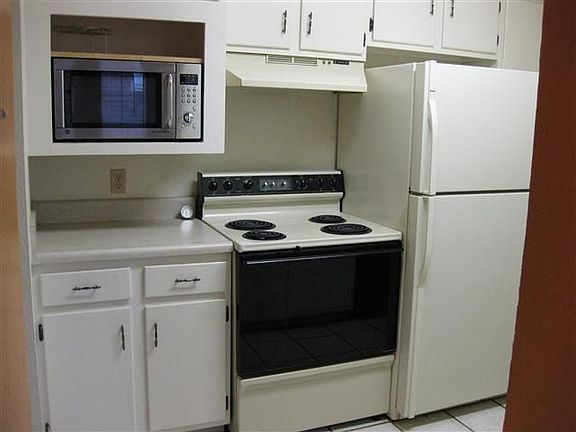 5th image of 8335 Willow Bend Dr