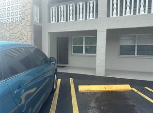 6080 22nd Ave N APT 1, Saint Petersburg, FL 33710