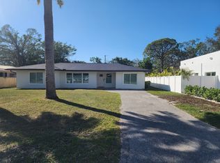 2136 Euclid Ter, Sarasota, FL 34239