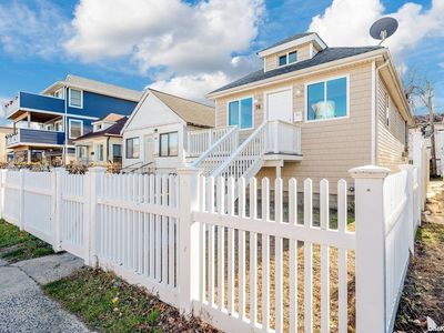76 E Pine Street, Long Beach, NY, 11561