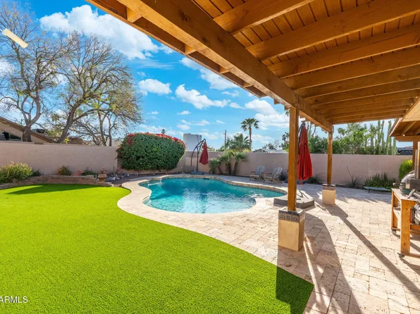 2011 E LOMA VISTA Drive, Tempe, AZ 85282