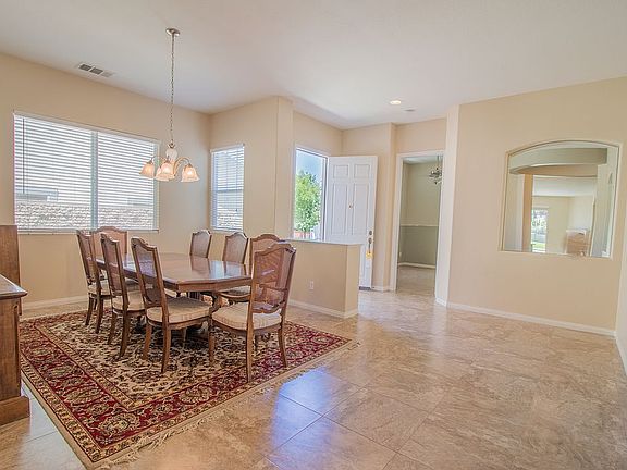4th image of 33977 Lake Breeze Dr