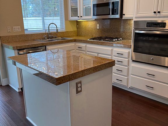 2nd image of 41195 Sea Island Ct