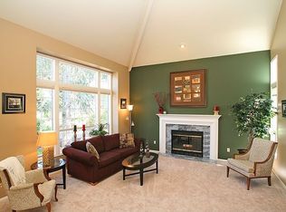 3915 240th Pl SE, Issaquah, WA 98029
