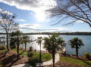 3463 Governors Island Dr, Denver, NC 28037